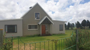 WAKKERSTROOM COTTAGES - CROWN CRANE VIEW